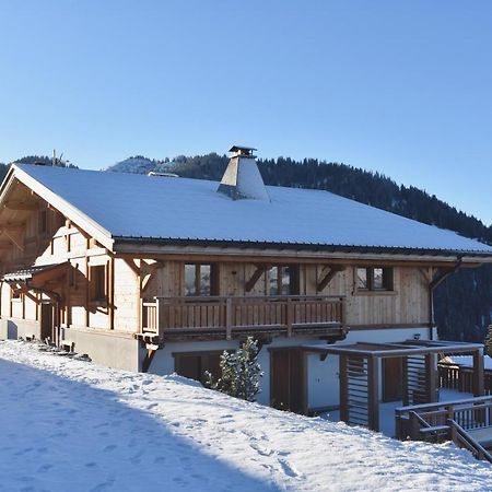 Chez Nonna - Charmant Demi-Chalet A La Montagne Нотр-Дам-Дьо-Белкомб Екстериор снимка
